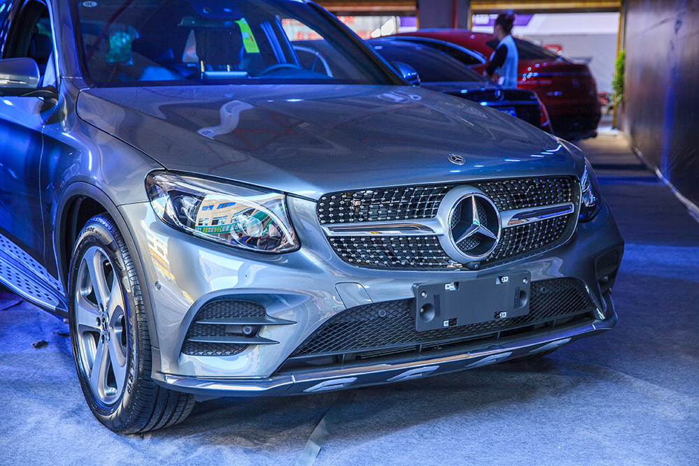 【車展第一天】遇到那個TA，放棄蘋果8......