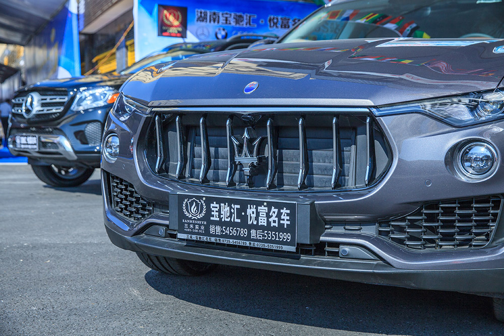 【車展第一天】遇到那個TA，放棄蘋果8......