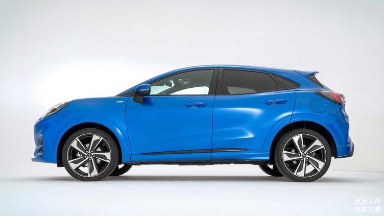 福特發(fā)布PUMA小型SUV官圖，歐式風(fēng)格，造型很有柔和感