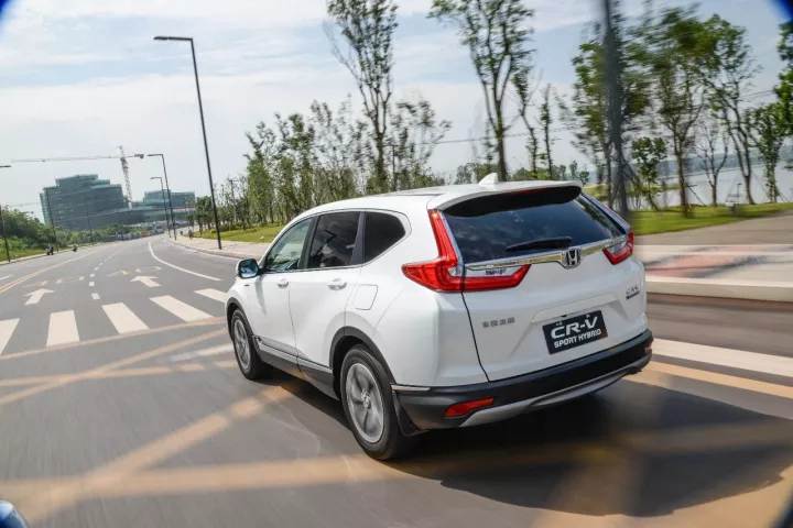 全新一代CR-V 銳?混動(dòng)領(lǐng)銜，東風(fēng)Honda榮耀亮相武漢車展