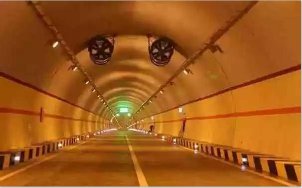 過個(gè)隧道就扣6分？難道這是高速的新陷阱？