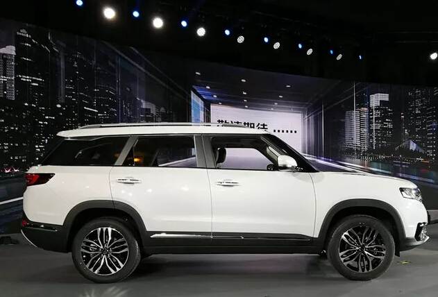 8.79萬起霸氣的外觀昌河Q7，你會選擇？