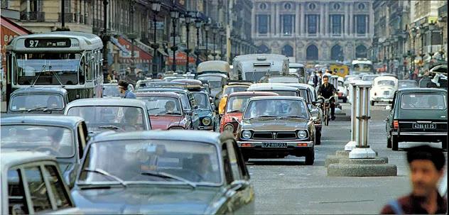 媒體說思域丨越較勁，越成功，CIVIC詮釋何為技術(shù)狂人本色