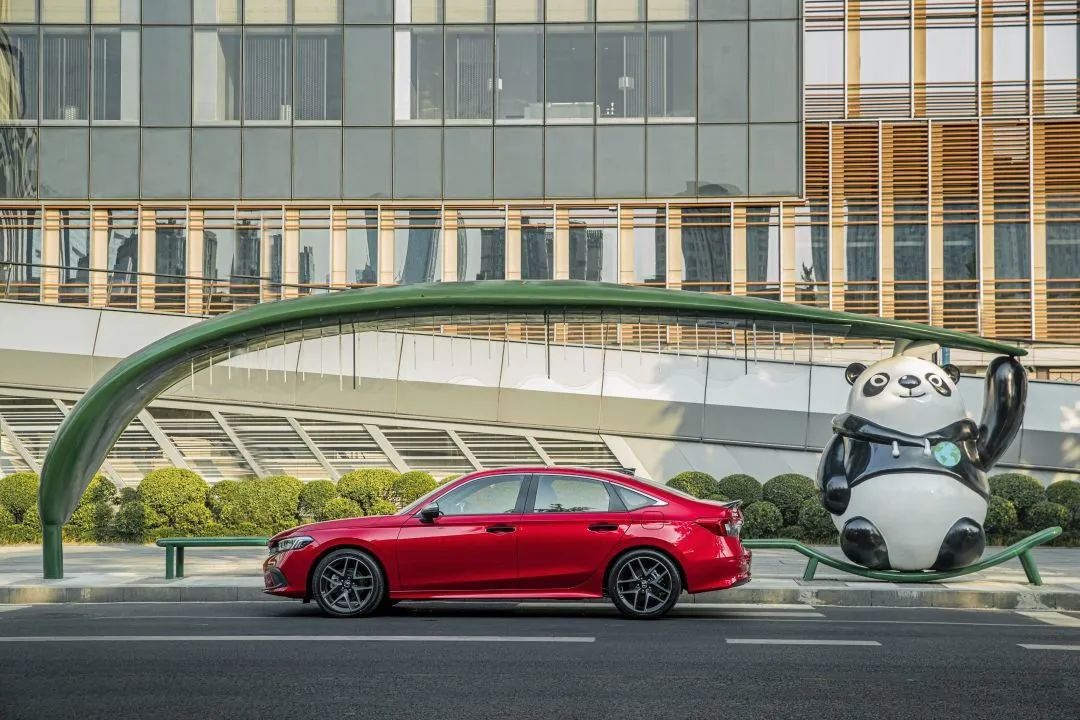 馭見成都，先“試”為快！